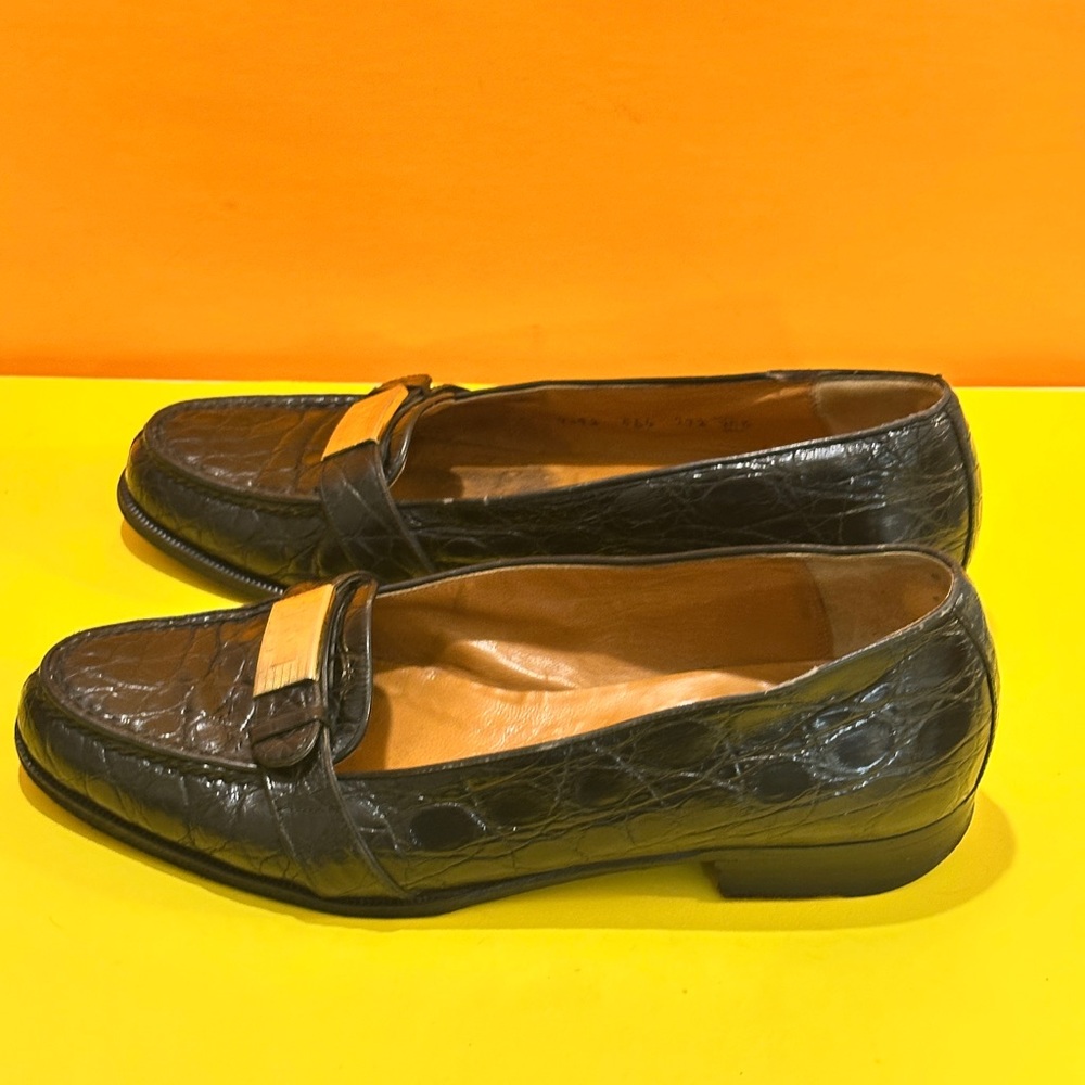 Polo by Ralph Lauren Women Black Crocodile-Embossed Loafers - Picture 14 of 15